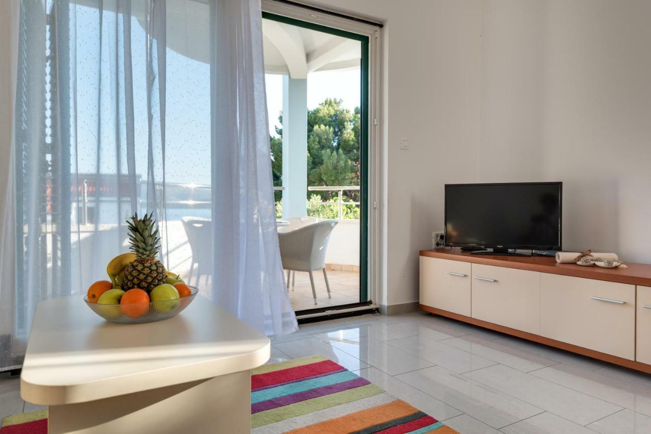 Villa Croatica Apartments Zaboric Luaran gambar